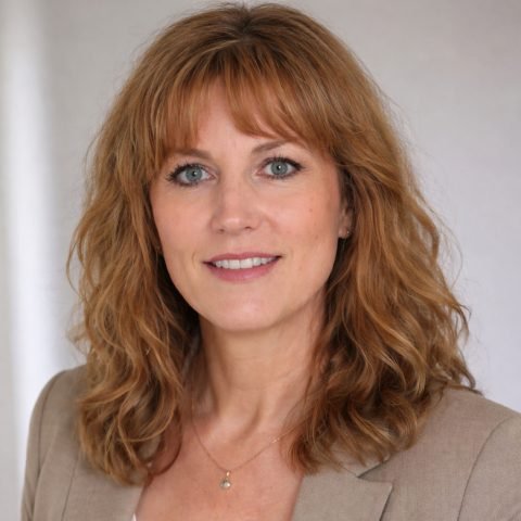ABBY DELAGE, voyance par téléphone